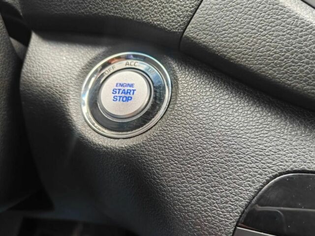 Сірий Хендай Туксон, об'ємом двигуна 2 л та пробігом 143 тис. км за 8000 $, фото 19 на Automoto.ua