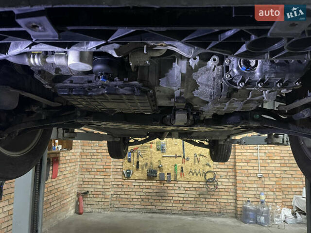 Сірий Хендай Туксон, об'ємом двигуна 2 л та пробігом 203 тис. км за 18300 $, фото 32 на Automoto.ua