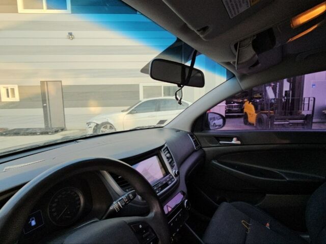 Сірий Хендай Туксон, об'ємом двигуна 1.7 л та пробігом 229 тис. км за 13300 $, фото 25 на Automoto.ua