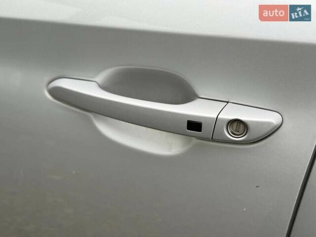 Серый Хендай Туксон, объемом двигателя 0 л и пробегом 139 тыс. км за 17700 $, фото 21 на Automoto.ua