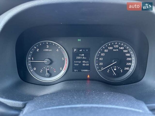 Серый Хендай Туксон, объемом двигателя 2 л и пробегом 124 тыс. км за 16900 $, фото 22 на Automoto.ua