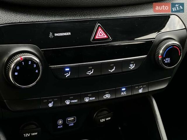 Серый Хендай Туксон, объемом двигателя 1.7 л и пробегом 110 тыс. км за 15990 $, фото 33 на Automoto.ua