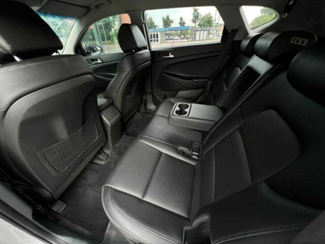 Серый Хендай Туксон, объемом двигателя 1.7 л и пробегом 110 тыс. км за 15990 $, фото 18 на Automoto.ua