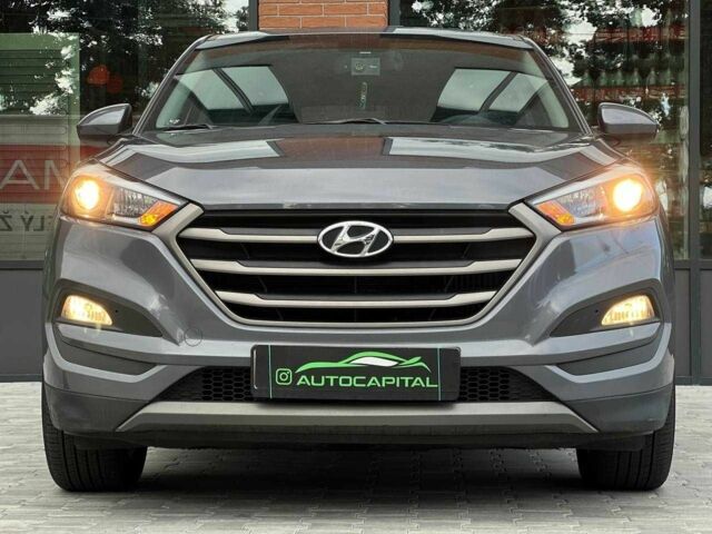 Хендай Туксон 2016 в Киеве на Automoto.ua Серый Хендай Туксон, объемом двигателя 1.7 л и пробегом 134 тыс. км за 15990 $, фото 1 на Automoto.ua