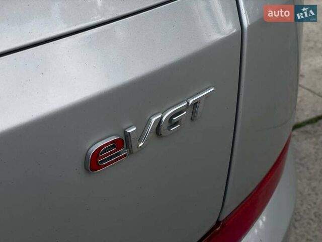 Серый Хендай Туксон, объемом двигателя 1.7 л и пробегом 99 тыс. км за 15490 $, фото 8 на Automoto.ua