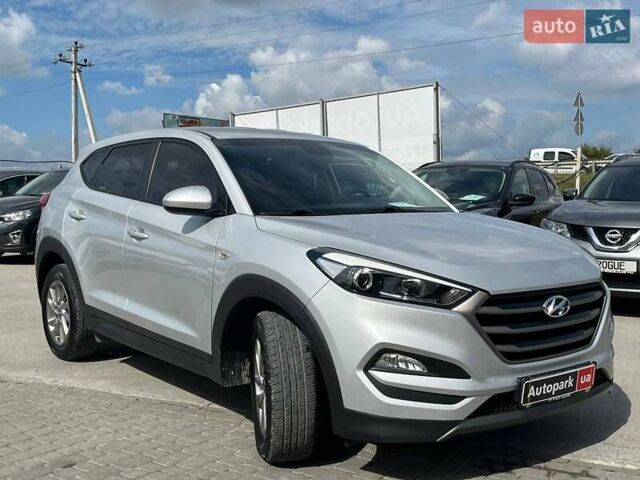 Сірий Хендай Туксон, об'ємом двигуна 1.7 л та пробігом 199 тис. км за 16740 $, фото 41 на Automoto.ua