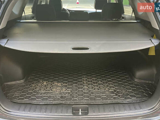 Серый Хендай Туксон, объемом двигателя 2 л и пробегом 125 тыс. км за 15600 $, фото 20 на Automoto.ua