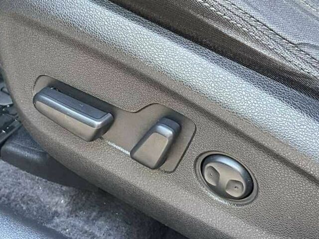 Сірий Хендай Туксон, об'ємом двигуна 2 л та пробігом 125 тис. км за 13600 $, фото 7 на Automoto.ua