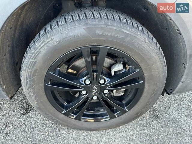 Серый Хендай Туксон, объемом двигателя 2 л и пробегом 124 тыс. км за 16900 $, фото 13 на Automoto.ua
