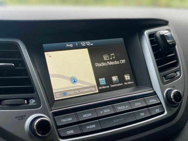 Серый Хендай Туксон, объемом двигателя 1.7 л и пробегом 99 тыс. км за 15500 $, фото 20 на Automoto.ua