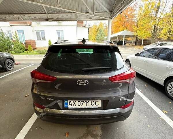 Хендай Туксон 2016 в Харькове на Automoto.ua Серый Хендай Туксон, объемом двигателя 2 л и пробегом 134 тыс. км за 20500 $, фото 7 на Automoto.ua