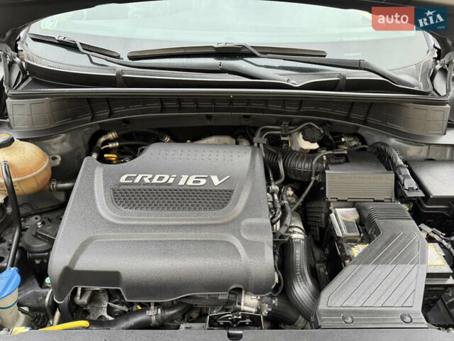 Серый Хендай Туксон, объемом двигателя 2 л и пробегом 183 тыс. км за 16400 $, фото 46 на Automoto.ua