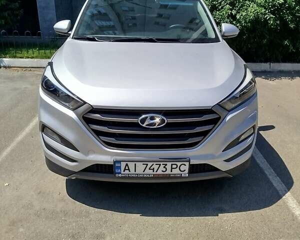 Сірий Хендай Туксон, об'ємом двигуна 1.69 л та пробігом 193 тис. км за 16500 $, фото 17 на Automoto.ua