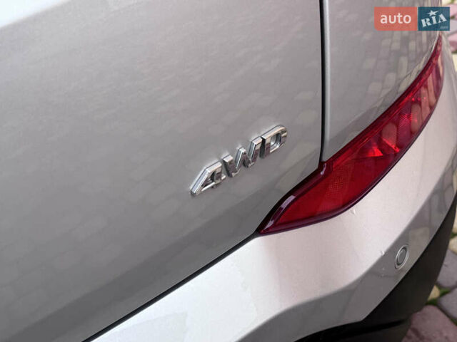 Серый Хендай Туксон, объемом двигателя 2 л и пробегом 85 тыс. км за 19500 $, фото 4 на Automoto.ua