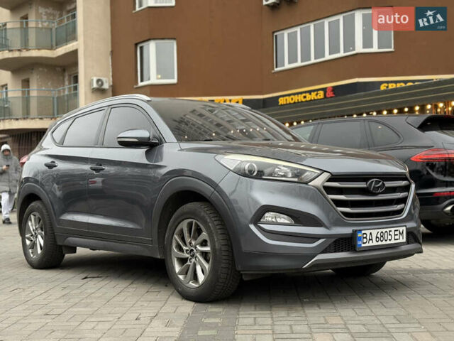 Сірий Хендай Туксон, об'ємом двигуна 1.69 л та пробігом 130 тис. км за 16800 $, фото 5 на Automoto.ua