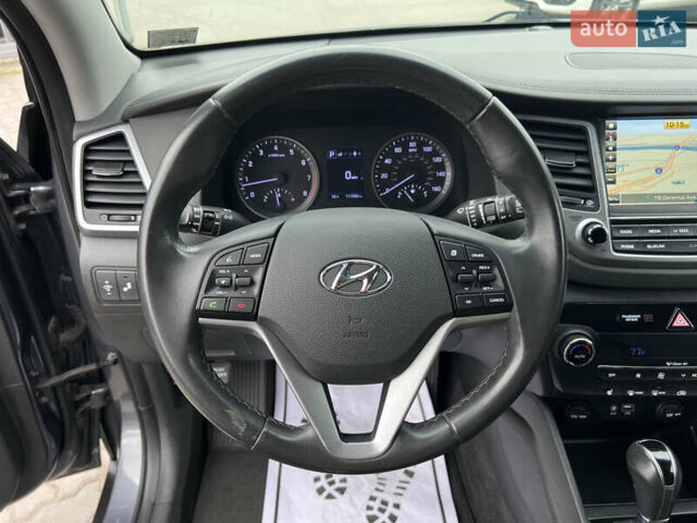 Серый Хендай Туксон, объемом двигателя 1.6 л и пробегом 188 тыс. км за 15990 $, фото 26 на Automoto.ua