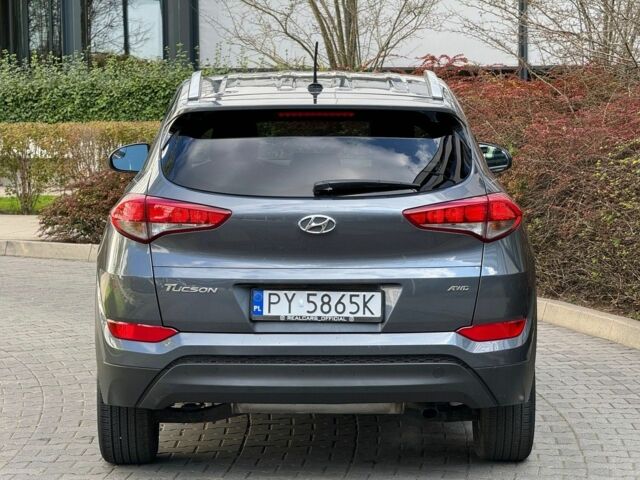 Сірий Хендай Туксон, об'ємом двигуна 1.6 л та пробігом 103 тис. км за 9200 $, фото 8 на Automoto.ua