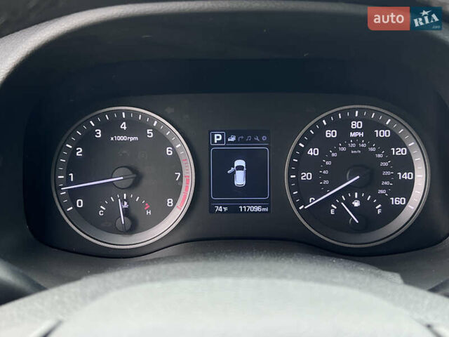 Серый Хендай Туксон, объемом двигателя 1.6 л и пробегом 188 тыс. км за 15990 $, фото 29 на Automoto.ua