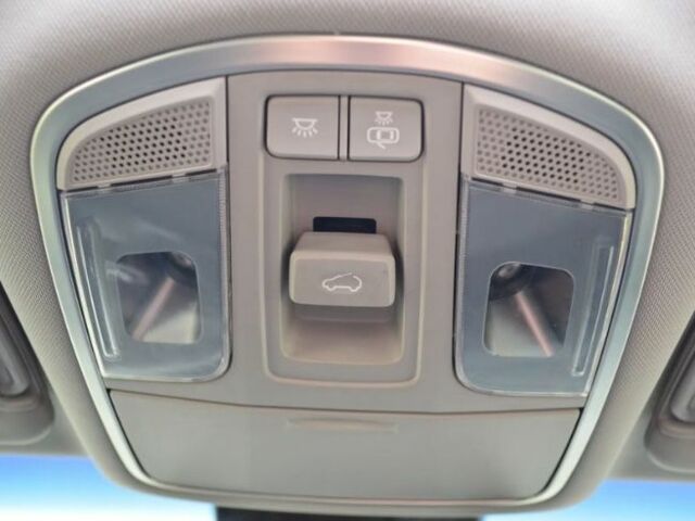 Серый Хендай Туксон, объемом двигателя 1.69 л и пробегом 165 тыс. км за 9600 $, фото 12 на Automoto.ua