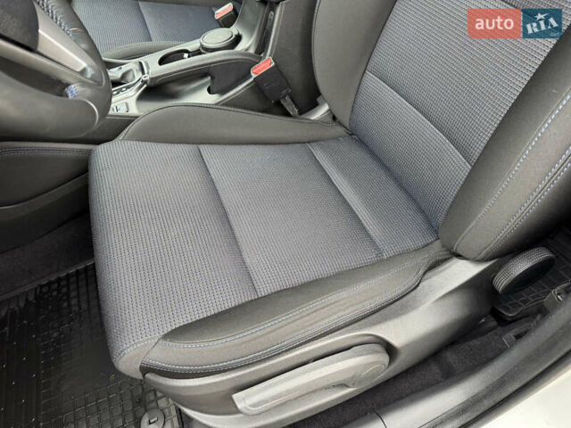 Серый Хендай Туксон, объемом двигателя 2 л и пробегом 122 тыс. км за 17500 $, фото 18 на Automoto.ua