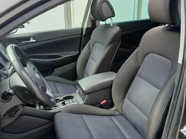 Сірий Хендай Туксон, об'ємом двигуна 1.7 л та пробігом 117 тис. км за 15300 $, фото 8 на Automoto.ua