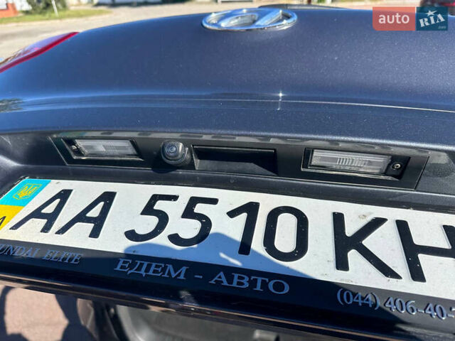 Серый Хендай Туксон, объемом двигателя 2 л и пробегом 190 тыс. км за 18300 $, фото 32 на Automoto.ua