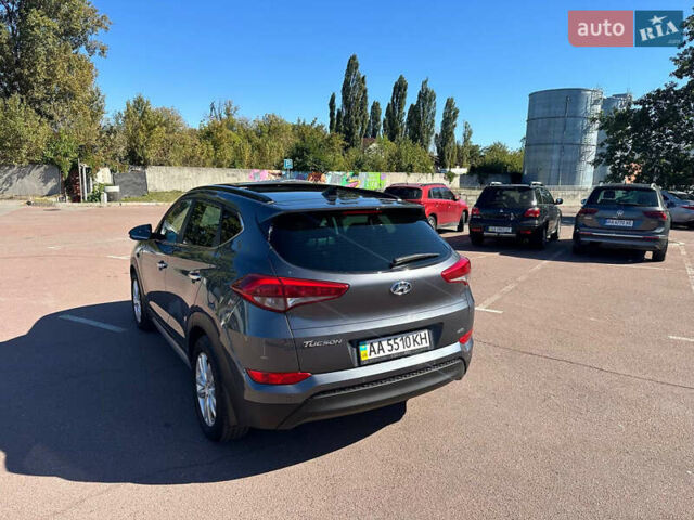 Хендай Туксон 2017 в Киеве на Automoto.ua Серый Хендай Туксон, объемом двигателя 2 л и пробегом 190 тыс. км за 16700 $, фото 6 на Automoto.ua