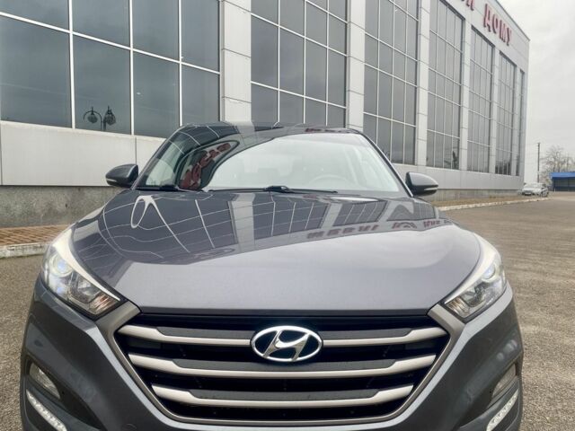 Сірий Хендай Туксон, об'ємом двигуна 2 л та пробігом 123 тис. км за 16000 $, фото 2 на Automoto.ua