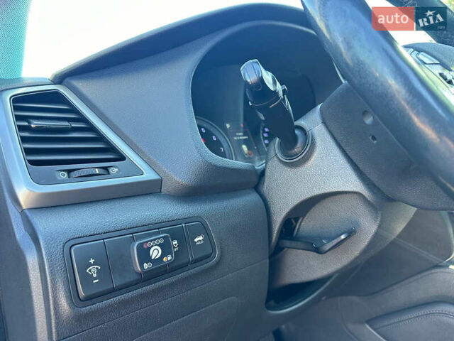 Хендай Туксон 2017 в Киеве на Automoto.ua Серый Хендай Туксон, объемом двигателя 2 л и пробегом 190 тыс. км за 16700 $, фото 18 на Automoto.ua