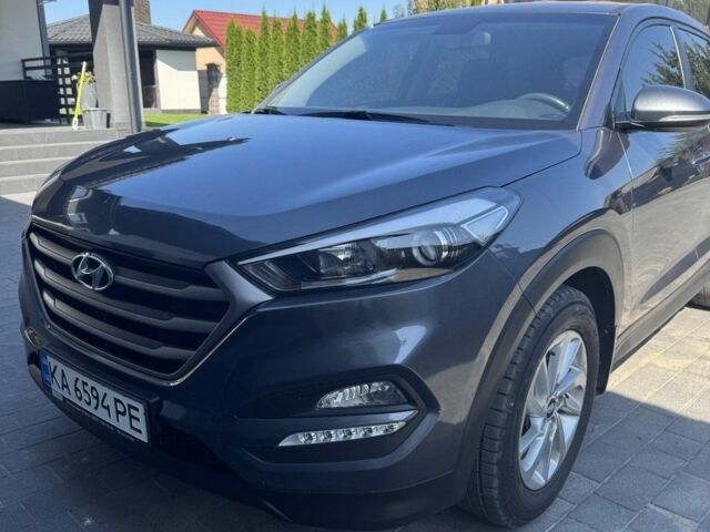 Серый Хендай Туксон, объемом двигателя 2 л и пробегом 65 тыс. км за 21000 $, фото 19 на Automoto.ua