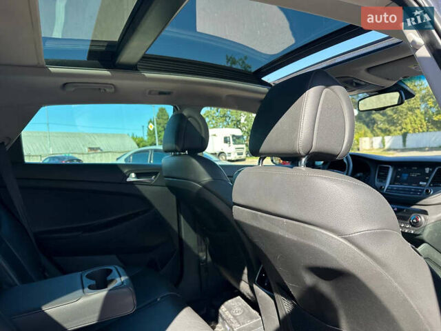 Хендай Туксон 2017 в Киеве на Automoto.ua Серый Хендай Туксон, объемом двигателя 2 л и пробегом 190 тыс. км за 16700 $, фото 35 на Automoto.ua