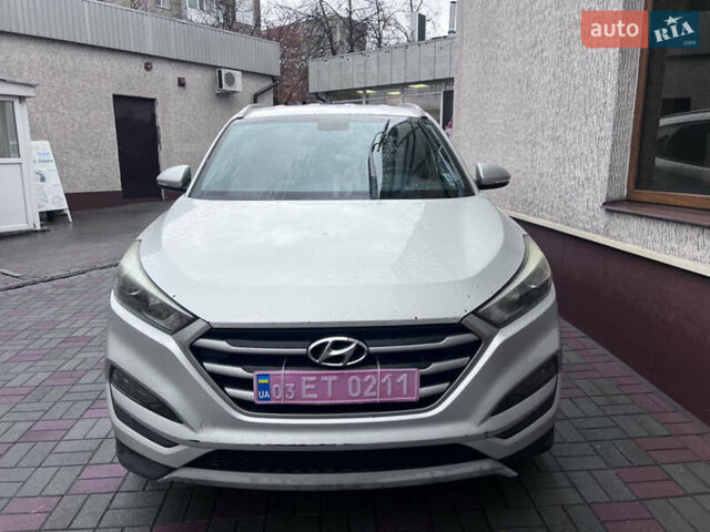 Хендай Туксон 2017 в Запорожье на Automoto.ua Серый Хендай Туксон, объемом двигателя 1.6 л и пробегом 226 тыс. км за 12500 $, фото 1 на Automoto.ua