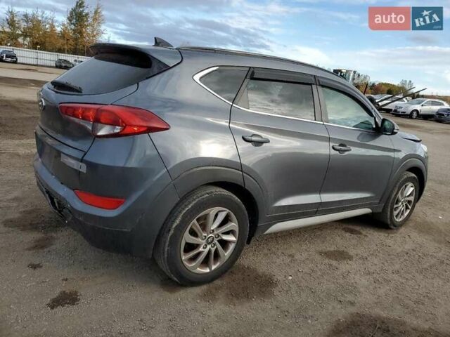 Хендай Туксон 2017 в Киеве на Automoto.ua Серый Хендай Туксон, объемом двигателя 2 л и пробегом 95 тыс. км за 2000 $, фото 3 на Automoto.ua