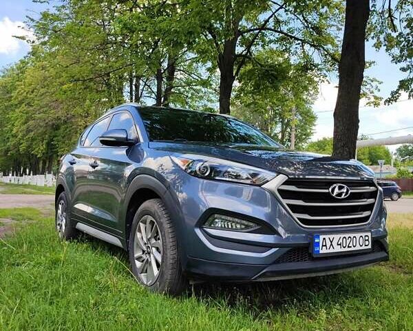 Сірий Хендай Туксон, об'ємом двигуна 2 л та пробігом 60 тис. км за 18200 $, фото 4 на Automoto.ua