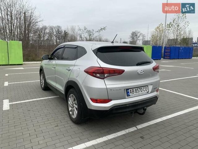 Сірий Хендай Туксон, об'ємом двигуна 2 л та пробігом 189 тис. км за 16900 $, фото 8 на Automoto.ua