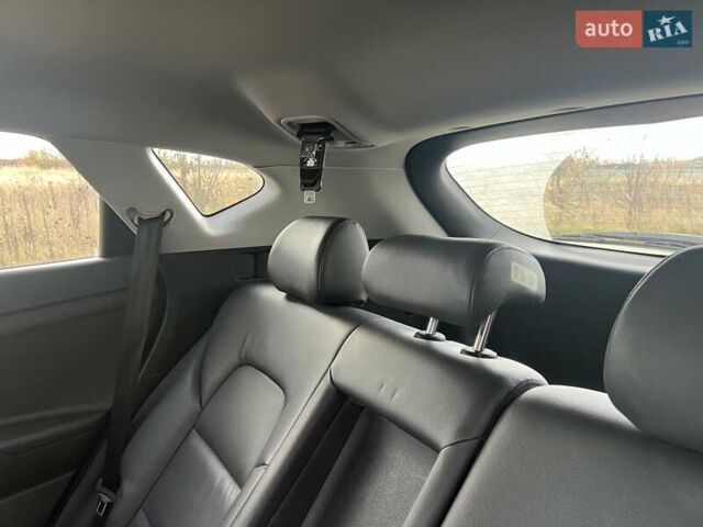 Сірий Хендай Туксон, об'ємом двигуна 2 л та пробігом 117 тис. км за 15900 $, фото 7 на Automoto.ua
