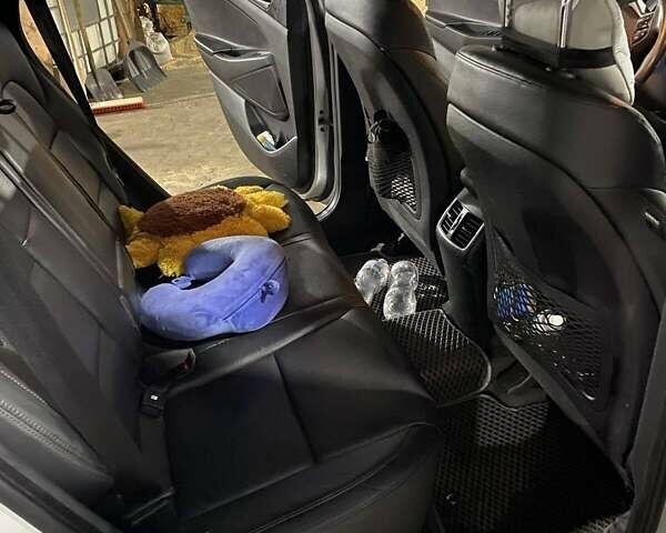Серый Хендай Туксон, объемом двигателя 2 л и пробегом 213 тыс. км за 19200 $, фото 16 на Automoto.ua