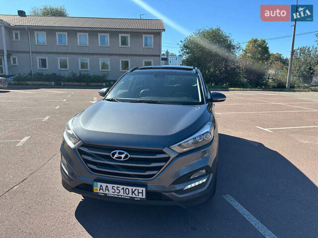 Хендай Туксон 2017 в Киеве на Automoto.ua Серый Хендай Туксон, объемом двигателя 2 л и пробегом 190 тыс. км за 16700 $, фото 13 на Automoto.ua