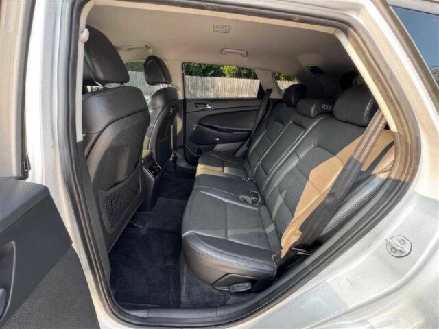 Сірий Хендай Туксон, об'ємом двигуна 1.6 л та пробігом 56 тис. км за 6800 $, фото 11 на Automoto.ua