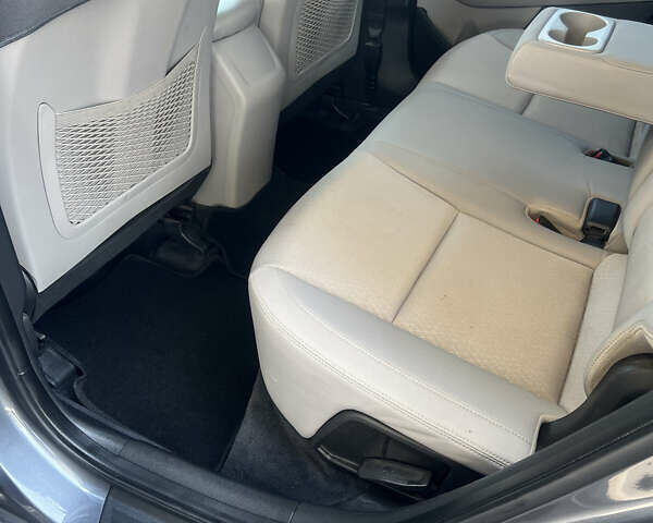 Серый Хендай Туксон, объемом двигателя 2 л и пробегом 118 тыс. км за 17200 $, фото 13 на Automoto.ua