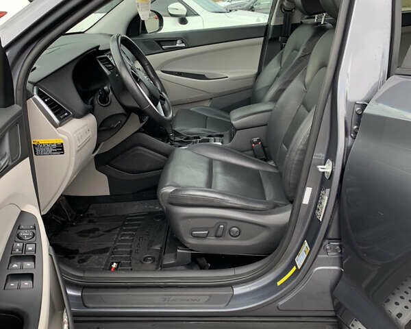 Сірий Хендай Туксон, об'ємом двигуна 1.59 л та пробігом 94 тис. км за 16500 $, фото 23 на Automoto.ua