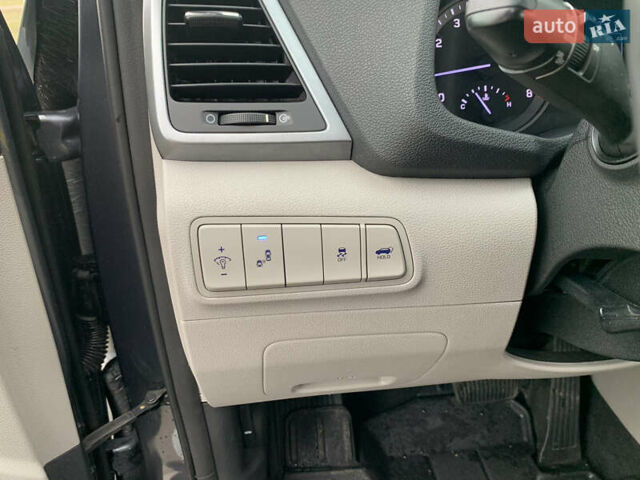Сірий Хендай Туксон, об'ємом двигуна 1.59 л та пробігом 94 тис. км за 16500 $, фото 13 на Automoto.ua