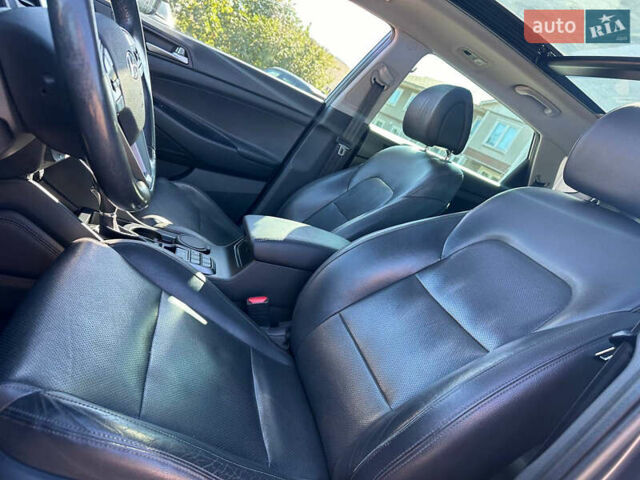 Хендай Туксон 2017 в Киеве на Automoto.ua Серый Хендай Туксон, объемом двигателя 2 л и пробегом 190 тыс. км за 16700 $, фото 19 на Automoto.ua