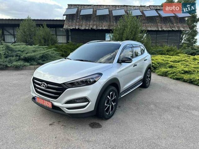 Серый Хендай Туксон, объемом двигателя 2 л и пробегом 43 тыс. км за 19000 $, фото 32 на Automoto.ua