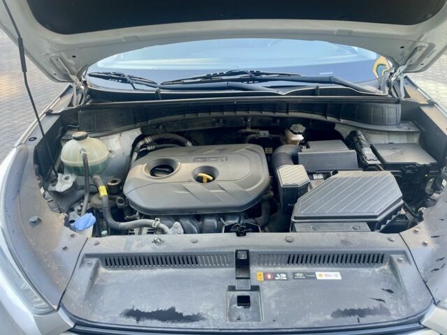 Хендай Туксон 2018 в Киеве на Automoto.ua Серый Хендай Туксон, объемом двигателя 2 л и пробегом 217 тыс. км за 14600 $, фото 6 на Automoto.ua