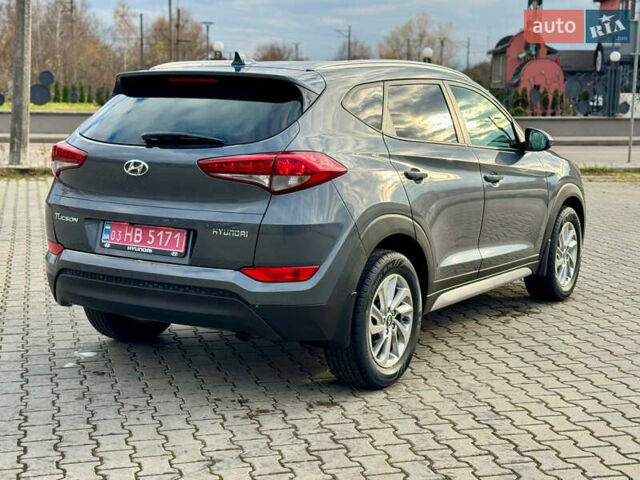 Сірий Хендай Туксон, об'ємом двигуна 2 л та пробігом 184 тис. км за 13950 $, фото 24 на Automoto.ua