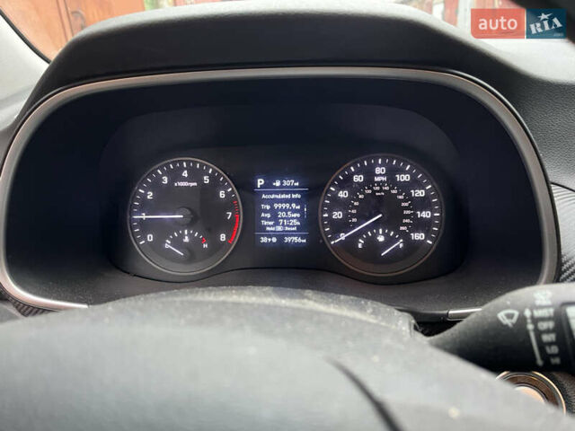 Серый Хендай Туксон, объемом двигателя 2.36 л и пробегом 63 тыс. км за 20500 $, фото 9 на Automoto.ua