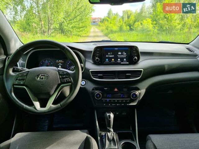 Серый Хендай Туксон, объемом двигателя 2 л и пробегом 163 тыс. км за 20700 $, фото 13 на Automoto.ua