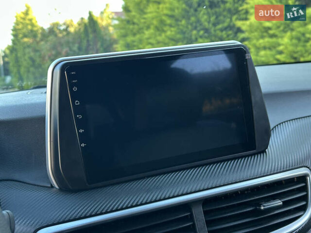 Сірий Хендай Туксон, об'ємом двигуна 1.6 л та пробігом 102 тис. км за 21500 $, фото 16 на Automoto.ua