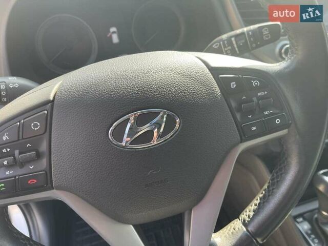 Хендай Туксон 2018 в Ровно на Automoto.ua Серый Хендай Туксон, объемом двигателя 2 л и пробегом 76 тыс. км за 26100 $, фото 5 на Automoto.ua